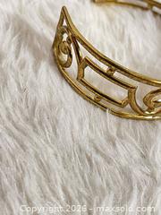 MaxSold Auction: Vintage Brass Cameo Costume Gem Bracelet  - Toronto (Ontario, Canada) SELLER MANAGED Reseller Online Auction - Bayview Avenue