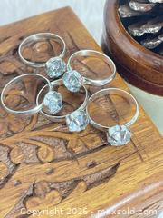 MaxSold Auction: Vintage Costume Gem Stone Rings Sz.8 - Toronto (Ontario, Canada) SELLER MANAGED Reseller Online Auction - Bayview Avenue