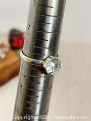 MaxSold Auction: Vintage Costume Gem Stone Rings Sz.8 - Toronto (Ontario, Canada) SELLER MANAGED Reseller Online Auction - Bayview Avenue