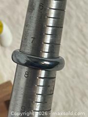 MaxSold Auction: Vintage Costume Mother of Pearl Ring Sz. 7-8 - Toronto (Ontario, Canada) SELLER MANAGED Reseller Online Auction - Bayview Avenue