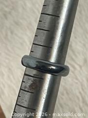 MaxSold Auction: Vintage Costume Mother of Pearl Ring Sz. 7-8 - Toronto (Ontario, Canada) SELLER MANAGED Reseller Online Auction - Bayview Avenue