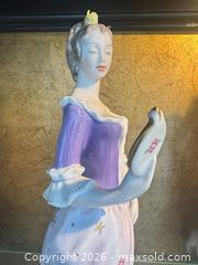 MaxSold Auction: Hollohaza lady figurine with mirror - Markham (Ontario, Canada) SELLER MANAGED Downsizing Online Auction - Loring Crescent