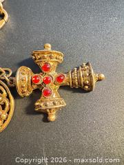 MaxSold Auction: Vintage bracelet with charms - Markham (Ontario, Canada) SELLER MANAGED Downsizing Online Auction - Loring Crescent