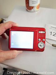 MaxSold Auction: 3 Used Older Digital Cameras - View Royal (British Columbia, Canada) SELLER MANAGED Downsizing Online Auction - Pheasant Lane