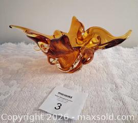 MaxSold Auction: Amber Glass Morfic Bowl - View Royal (British Columbia, Canada) SELLER MANAGED Downsizing Online Auction - Pheasant Lane