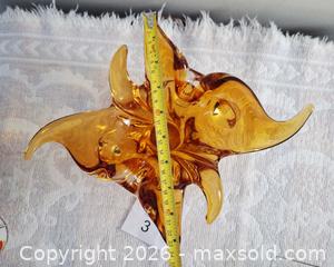 MaxSold Auction: Amber Glass Morfic Bowl - View Royal (British Columbia, Canada) SELLER MANAGED Downsizing Online Auction - Pheasant Lane