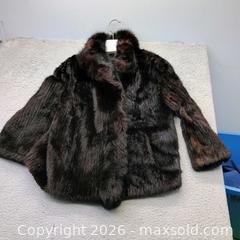 MaxSold Auction: Female fur coat brown excellent condition - Waterford (New Jersey, USA) SELLER MANAGED Downsizing Online Auction - Chew Road