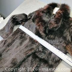 MaxSold Auction: Female fur coat brown excellent condition - Waterford (New Jersey, USA) SELLER MANAGED Downsizing Online Auction - Chew Road