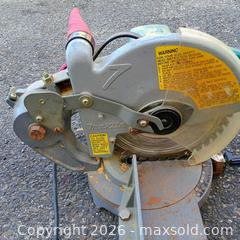 MaxSold Auction: Makita 10in miter saw - Waterford (New Jersey, USA) SELLER MANAGED Downsizing Online Auction - Chew Road