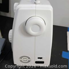 MaxSold Auction: Singer sewing machine 8280 WITH BOX IN LIKE NEW CONDITION - Waterford (New Jersey, USA) SELLER MANAGED Downsizing Online Auction - Chew Road