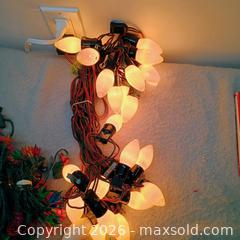 MaxSold Auction: Xmas lot vintage light sets etc All working  - Waterford (New Jersey, USA) SELLER MANAGED Downsizing Online Auction - Chew Road