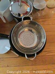 MaxSold Auction: Assorted Kitchenware - Toronto (Ontario, Canada) PARTNER MANAGED Downsizing Online Auction - Dawlish Avenue