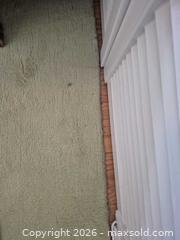 MaxSold Auction: Large Green Area Rug 9' x 11' - Toronto (Ontario, Canada) PARTNER MANAGED Downsizing Online Auction - Dawlish Avenue