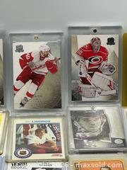 MaxSold Auction: Trading Cards - St. Catharines (Ontario, Canada) SELLER MANAGED Reseller Online Auction - Drury Crescent