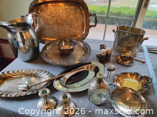 MaxSold Auction: Mixed Silverplate & Some Sterling Serving Set B - Plymouth (Massachusetts, USA) PARTNER MANAGED Moving Online Auction - Stonebridge