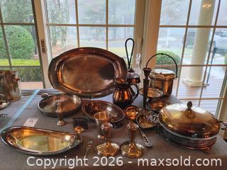 MaxSold Auction: Mixed Sterling & Silverplate Serving Pieces Lot B - Plymouth (Massachusetts, USA) PARTNER MANAGED Moving Online Auction - Stonebridge