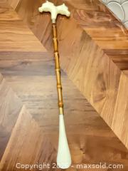 MaxSold Auction: 21-inch Long Shoehorn (MCM) with Double-Horse Head Handle - Vaughan (Ontario, Canada) SELLER MANAGED Estate Sale Online Auction - Lawrie Road