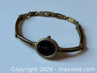 MaxSold Auction: Assorted Vintage Wristwatches - Toronto (Ontario, Canada) PARTNER MANAGED Estate Sale Online Auction - Leacock Crescent
