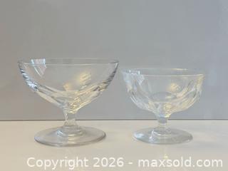 MaxSold Auction: Val Saint Lambert Dessert Bowls x15 - Toronto (Ontario, Canada) PARTNER MANAGED Estate Sale Online Auction - Leacock Crescent