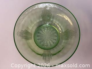 MaxSold Auction: Art Deco Green Depression Glass Bowls x4  - Toronto (Ontario, Canada) PARTNER MANAGED Estate Sale Online Auction - Edmond Avenue