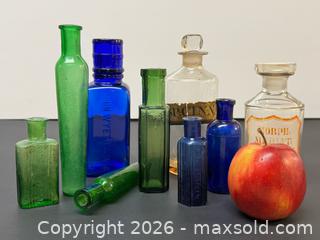 MaxSold Auction: Collection of Vintage + Antique Apothecary Bottles - Toronto (Ontario, Canada) PARTNER MANAGED Estate Sale Online Auction - Edmond Avenue