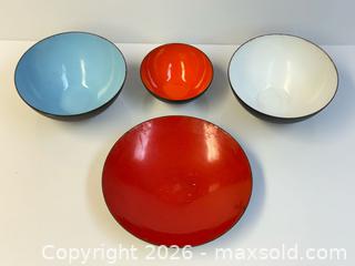 MaxSold Auction: MCM Krenit Enamel Steel Bowls x4 - Toronto (Ontario, Canada) PARTNER MANAGED Estate Sale Online Auction - Edmond Avenue