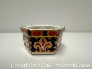 MaxSold Auction: Miniature Royal Crown Derby Imari Trinket Box - Toronto (Ontario, Canada) PARTNER MANAGED Estate Sale Online Auction - Edmond Avenue