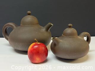 MaxSold Auction: Pair of Tekanna Denmark Ceramic Dark Taupe Brown Teapots - Toronto (Ontario, Canada) PARTNER MANAGED Estate Sale Online Auction - Edmond Avenue