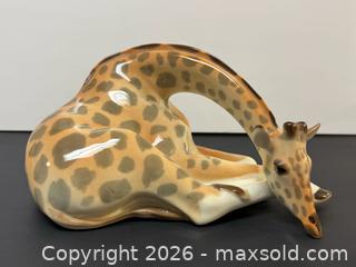 MaxSold Auction: Vintage USSR Lomonosov Pottery Porcelain Giraffe Figurine - Toronto (Ontario, Canada) PARTNER MANAGED Estate Sale Online Auction - Edmond Avenue