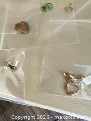 MaxSold Auction: Assorted Heart Jewellry Lot - Kingston (Ontario, Canada) PARTNER MANAGED Downsizing Online Auction - Burbrook Road