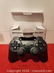 MaxSold Auction: Electronic Lot - Toronto (Ontario, Canada) SELLER MANAGED Downsizing Online Auction - Grenadier Road