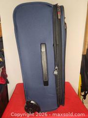 MaxSold Auction: Victorianox Checked Size Luggage - Toronto (Ontario, Canada) SELLER MANAGED Downsizing Online Auction - Grenadier Road