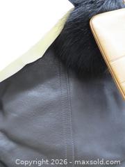 MaxSold Auction: Coach Leather Tote Brown/Tan Caramel (Full-Grain Cowhide) - Toronto (Ontario, Canada) PARTNER MANAGED Downsizing Online Auction - Research Road (STORAGE)