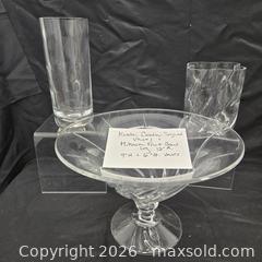 MaxSold Auction: KOSTA BODA AND MIKASA CENTREPIECE - Toronto (Ontario, Canada) PARTNER MANAGED Downsizing Online Auction - Research Road (STORAGE)
