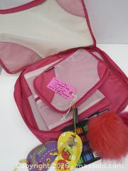 MaxSold Auction: LeSportsac Large Brown/Taupe Pattern Weekend Duffel - Toronto (Ontario, Canada) PARTNER MANAGED Downsizing Online Auction - Research Road (STORAGE)