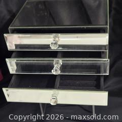MaxSold Auction: Mirrored Jewelry Organizer Vanity Box with 3 Drawers - Toronto (Ontario, Canada) PARTNER MANAGED Downsizing Online Auction - Research Road (STORAGE)