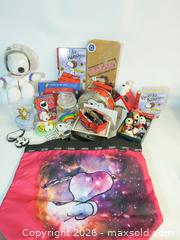 MaxSold Auction: Peanuts Snoopy & LeSportsac Collectible Lot — Bags & Toys - Toronto (Ontario, Canada) PARTNER MANAGED Downsizing Online Auction - Research Road (STORAGE)