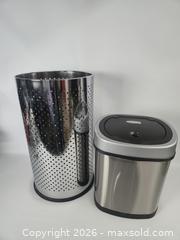 MaxSold Auction: Stainless Steel Kitchen Trash Can with Perforated Utensil/Holder - Toronto (Ontario, Canada) PARTNER MANAGED Downsizing Online Auction - Research Road (STORAGE)