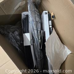 MaxSold Auction: UMBRA ASSORTED CLOSET ORGANIZING ACCESSORIES - Toronto (Ontario, Canada) PARTNER MANAGED Downsizing Online Auction - Research Road (STORAGE)