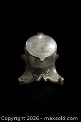 MaxSold Auction: Antique Metal Inkwell with Hinged Lid – Classical Claw-Foot Design - Newmarket (Ontario, Canada) SELLER MANAGED Downsizing Online Auction -  Brimson Drive (STORAGE)