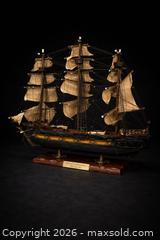 MaxSold Auction: Fragata Española – Año 1780 Museum-Style Spanish Naval Frigate Model - Newmarket (Ontario, Canada) SELLER MANAGED Downsizing Online Auction -  Brimson Drive (STORAGE)