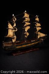 MaxSold Auction: Fragata Española – Año 1780 Museum-Style Spanish Naval Frigate Model - Newmarket (Ontario, Canada) SELLER MANAGED Downsizing Online Auction -  Brimson Drive (STORAGE)