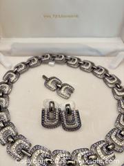 MaxSold Auction: Fifth Avenue Collection Silver-Tone Rhinestone Jewelry Set - Gull Lake (Alberta, Canada) SELLER MANAGED Reseller Online Auction -  Stuart Avenue