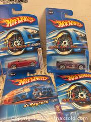 MaxSold Auction: Hot Wheels Die-Cast Toy Cars Lot of 9 (Mid-2000s) - Gull Lake (Alberta, Canada) SELLER MANAGED Reseller Online Auction -  Stuart Avenue
