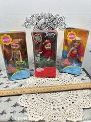 MaxSold Auction: Lot of 3 Kelly and Mattel Fashion Dolls - Gull Lake (Alberta, Canada) SELLER MANAGED Reseller Online Auction -  Stuart Avenue