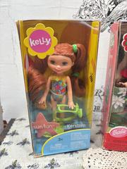 MaxSold Auction: Lot of 3 Kelly and Mattel Fashion Dolls - Gull Lake (Alberta, Canada) SELLER MANAGED Reseller Online Auction -  Stuart Avenue