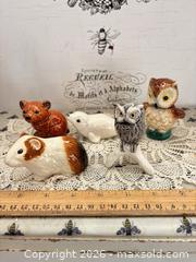 MaxSold Auction: Lot of 5 Small Vintage Ceramic/Porcelain Figurines Goebel  - Gull Lake (Alberta, Canada) SELLER MANAGED Reseller Online Auction -  Stuart Avenue