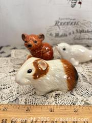 MaxSold Auction: Lot of 5 Small Vintage Ceramic/Porcelain Figurines Goebel  - Gull Lake (Alberta, Canada) SELLER MANAGED Reseller Online Auction -  Stuart Avenue