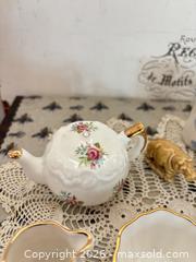 MaxSold Auction: Vintage / Retro Unmarked Item - Gull Lake (Alberta, Canada) SELLER MANAGED Reseller Online Auction -  Stuart Avenue