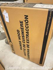 MaxSold Auction: Air King AV1303R 30in Convertible Range Hood, White - Glendale (California, USA) PARTNER MANAGED Downsizing Online Auction - Raymond Avenue